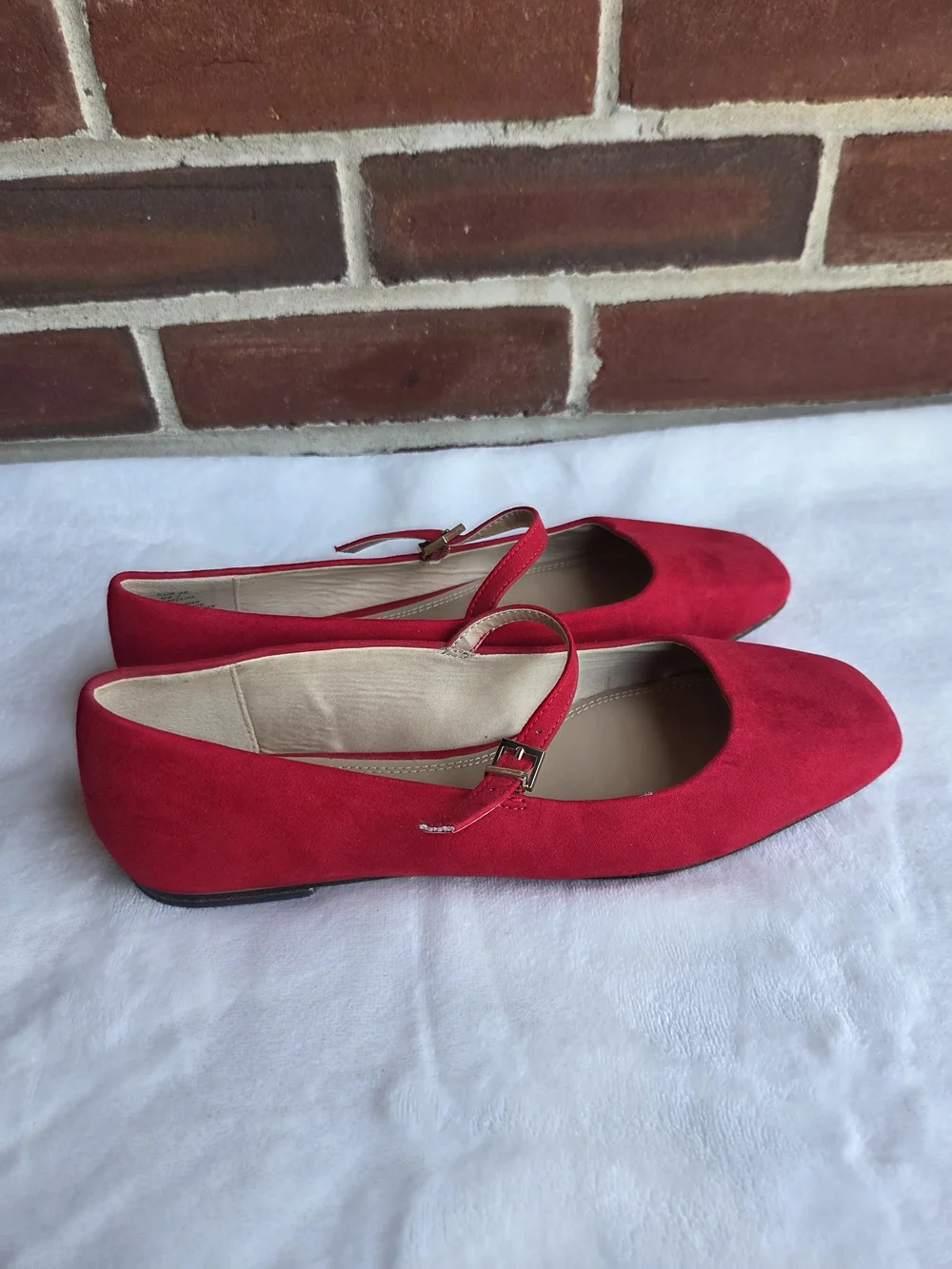 H&M Red Mary Jane Ballet Flats Square Toe Buckle Strap Women's US 7 EU 38